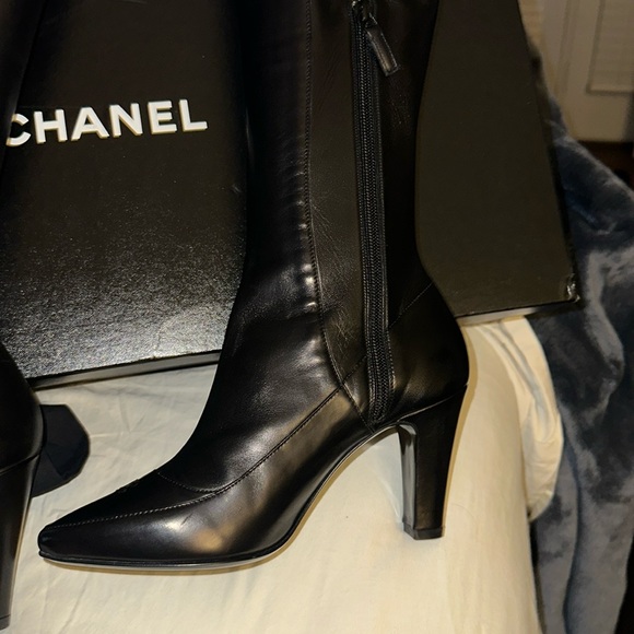 Chanel boots NIB - Picture 5 of 11